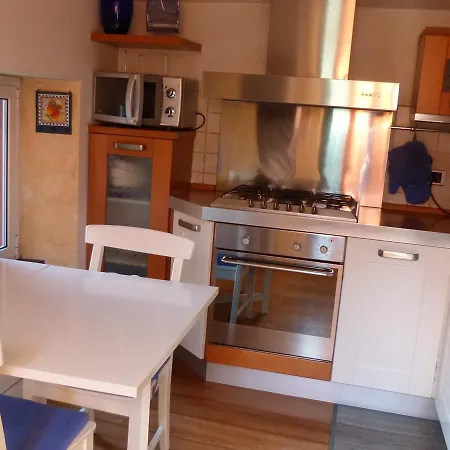 Сasa de vacaciones Holiday In 22400 Lavagna